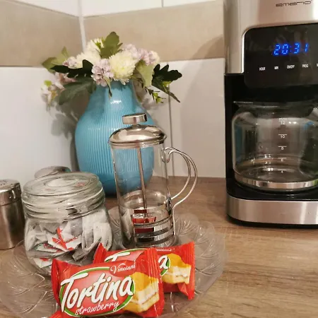 3-2-1 In Διαμέρισμα *