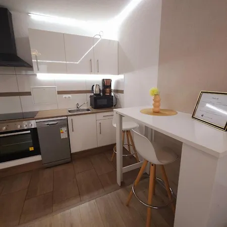 3-zimmer In Centrum Apartment